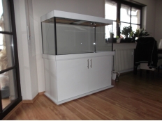 Galerie 13 - modern Aquariumkombination, 120x50x60, 360l, Weiß Alaska, Kiesblende, T5 2x54W (Abdeckung überholt)