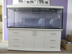 Galerie 68 - Aquariumkombination modern+s2ts 160x60x60, exclusiv-silver (geändert zu premium-silver), Weiß Alaska, T5 2x54W, 70cm Höhe
